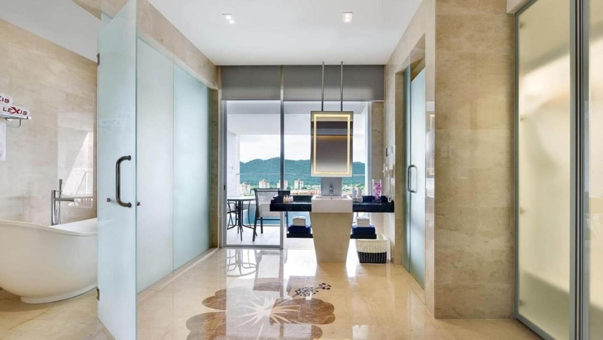 Lexis Suites Penang Bayan Lepas Eksteriør billede
